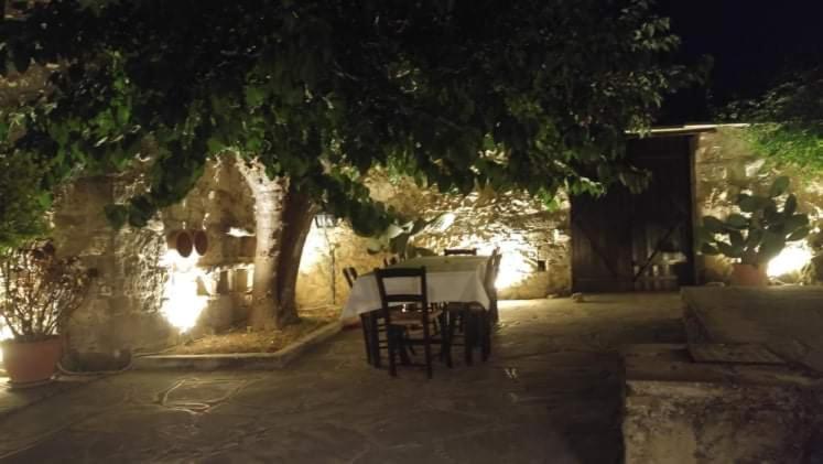 Amarakos Guesthouse Λειτουργεί Υπό Νέα Διεύθυνση Kato Akourdalia Zewnętrze zdjęcie