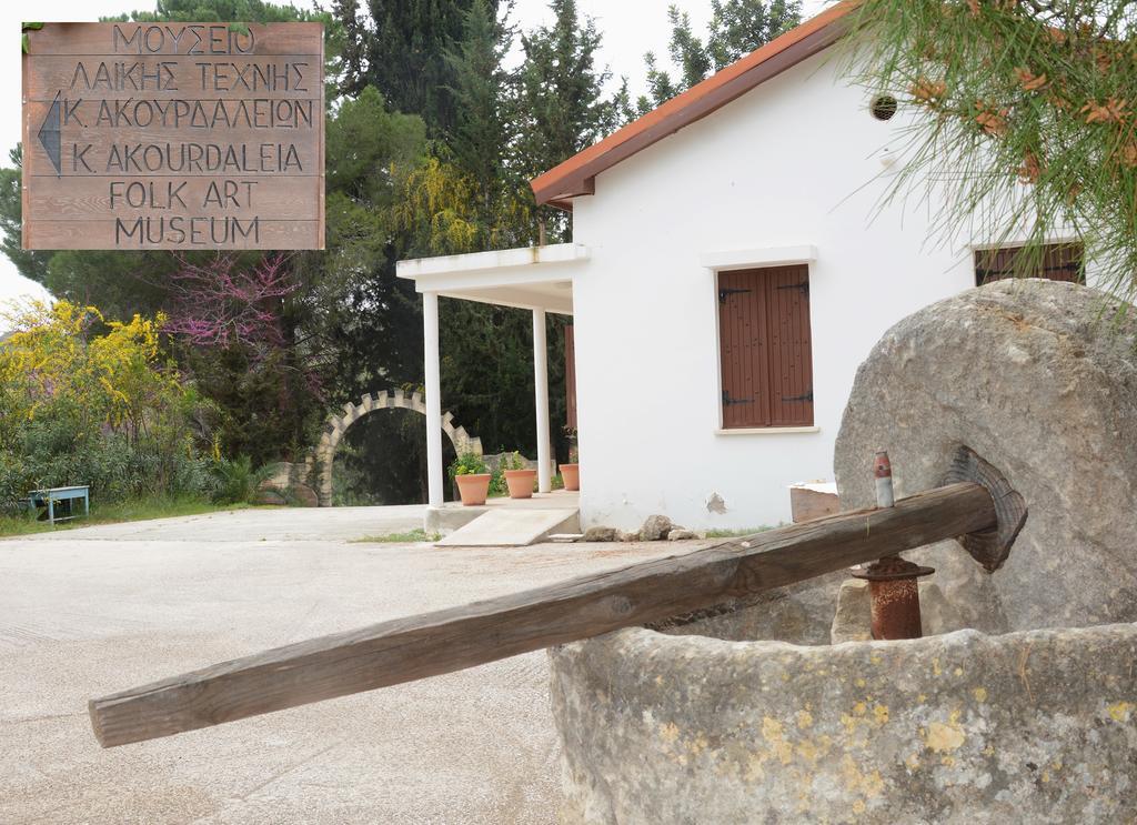 Amarakos Guesthouse Λειτουργεί Υπό Νέα Διεύθυνση Kato Akourdalia Zewnętrze zdjęcie